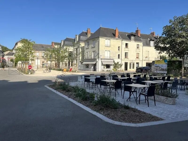 Local commercial dans Anché à vendre Photo de l’immeuble– Image 1 sur 6