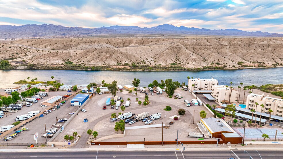 1621 Hwy 95, Bullhead City, AZ à vendre - Photo de l’immeuble – Image 1 sur 15