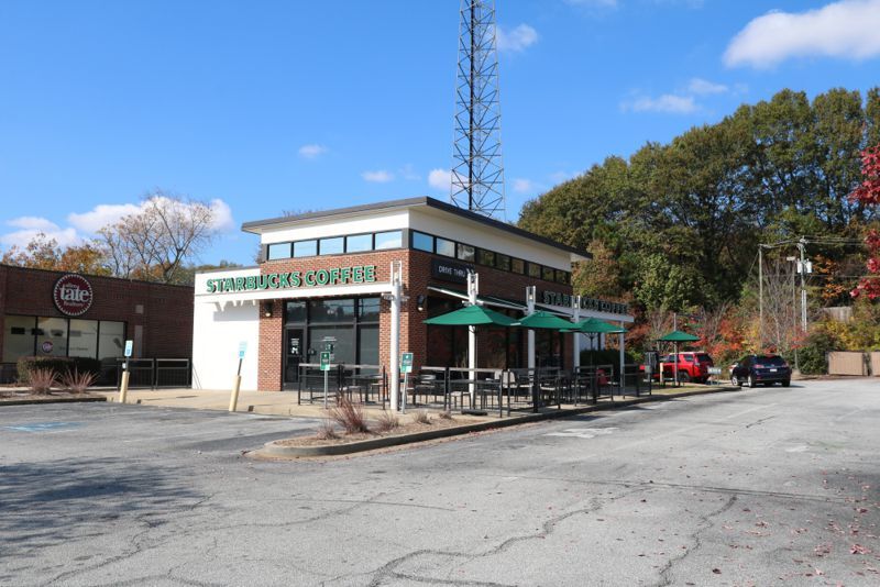 1378-1380 W Wade Hampton Blvd, Greer, SC à vendre - Photo de l’immeuble – Image 2 sur 3