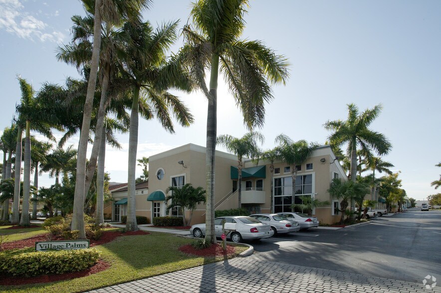 13200 SW 128th St, Miami, FL à louer - Photo de l’immeuble – Image 1 sur 1
