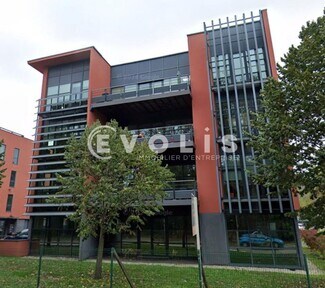 Plus de détails pour 15-23 Avenue De Poumeyrol, Caluire-et-Cuire - Bureau à louer