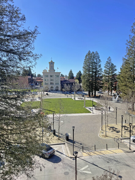 50 Old Courthouse Sq, Santa Rosa, CA à louer - Photo de l’immeuble – Image 3 sur 3