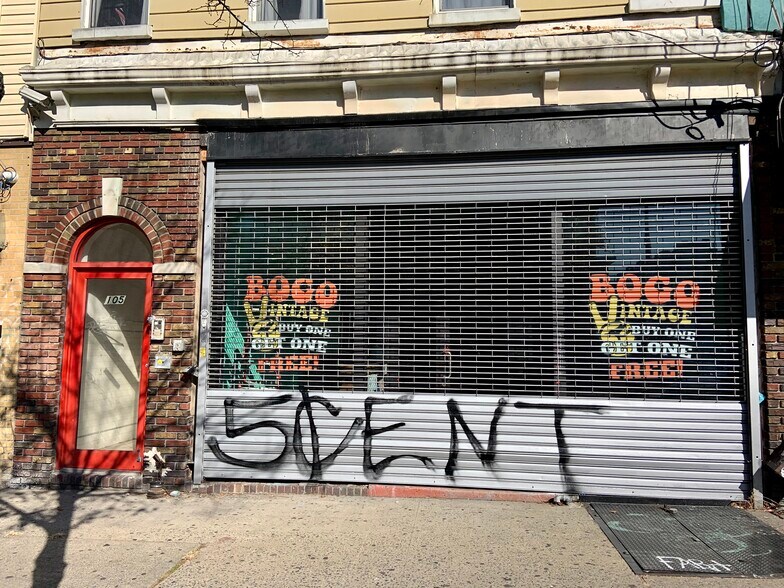 105 Wilson Ave, Brooklyn, NY à vendre - Photo de l’immeuble – Image 3 sur 3