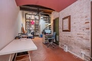 interior local