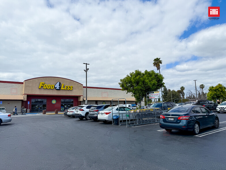 16500-16530 Sherman Way, Van Nuys, CA à louer - Photo de l’immeuble – Image 3 sur 8