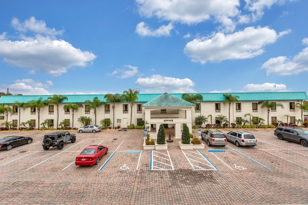 2200 US Highway 441 SE, Okeechobee, FL à vendre Photo principale– Image 1 sur 25