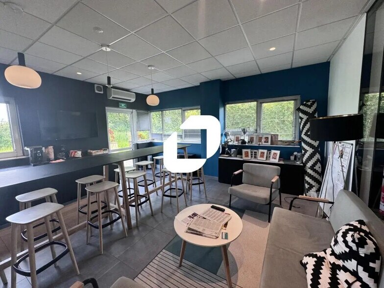 168 Allée Hélène Boucher, Wambrechies à louer - Photo de l’immeuble – Image 3 sur 11