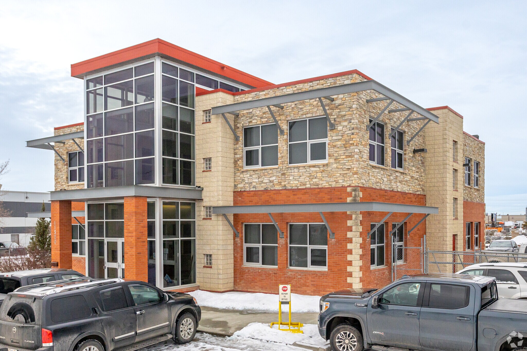 11520 154 St NW, Edmonton, AB à vendre Photo principale– Image 1 sur 4