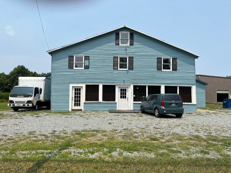 13686 Richmond Tappahannock Hwy, Saint Stephens Church, VA à vendre - Photo de l’immeuble – Image 3 sur 39