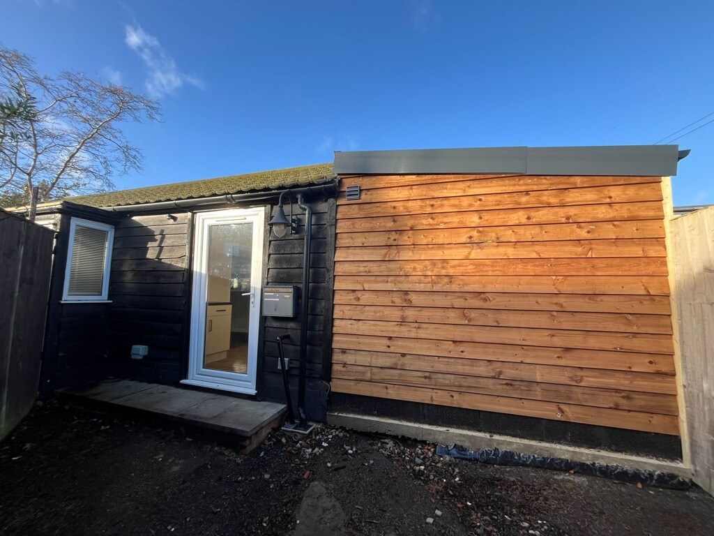 106 St. Albans Rd, Sandridge à louer Photo de l’immeuble– Image 1 sur 2