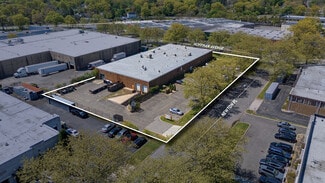 Plus de détails pour 35 Hoffman Ave, Hauppauge, NY - Industriel/Logistique à vendre