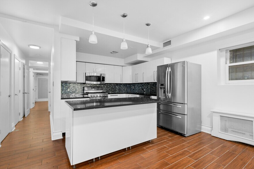 33 W Ninth St, New York, NY à vendre - Photo de l’immeuble – Image 2 sur 29