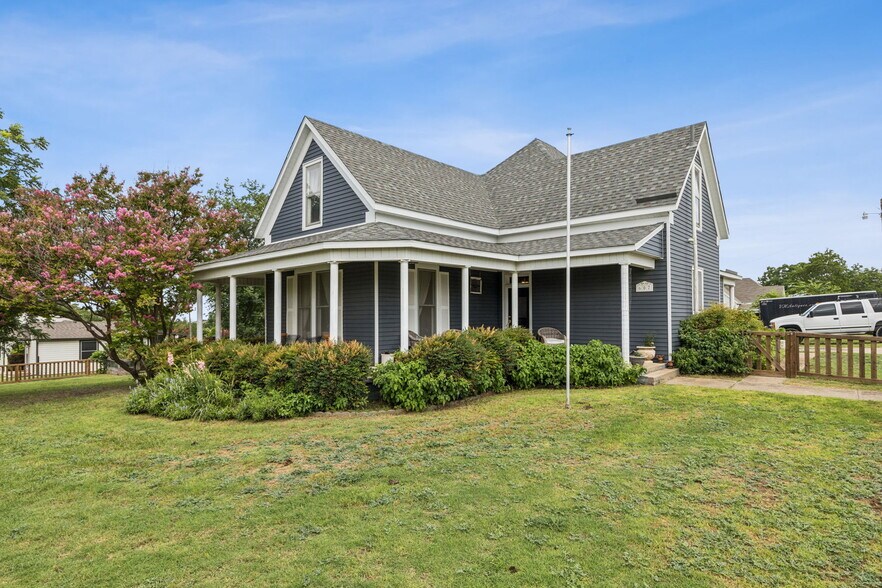 607 E 1st St, Prosper, TX à vendre - Photo de l’immeuble – Image 2 sur 19