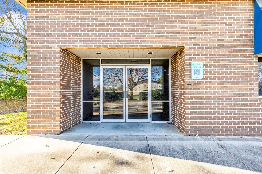 4603 Wedgewood Blvd, Frederick, MD à vendre - Photo de l’immeuble – Image 3 sur 24