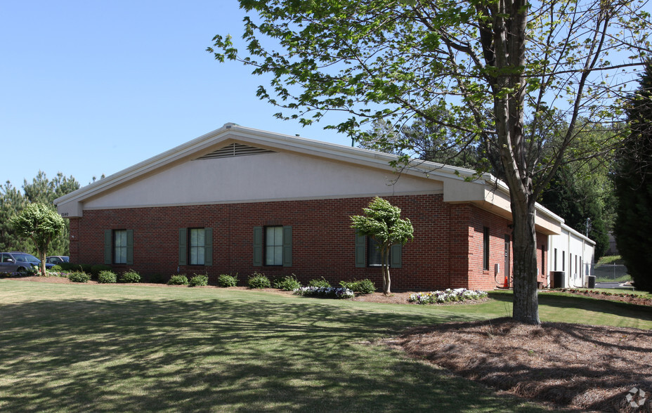 2540 Lawrenceville Hwy, Lawrenceville, GA à vendre - Photo principale – Image 1 sur 2