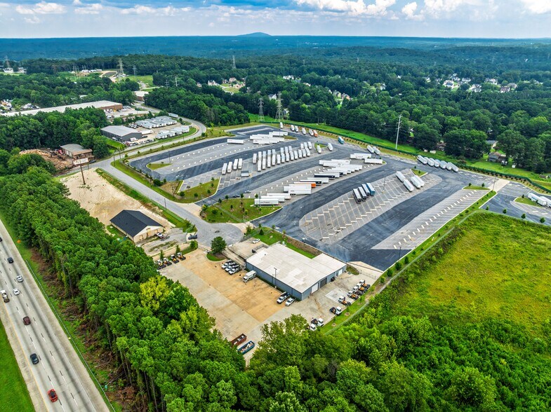 1679 Koppers Ct, Conley, GA à louer - Photo de l’immeuble – Image 2 sur 9