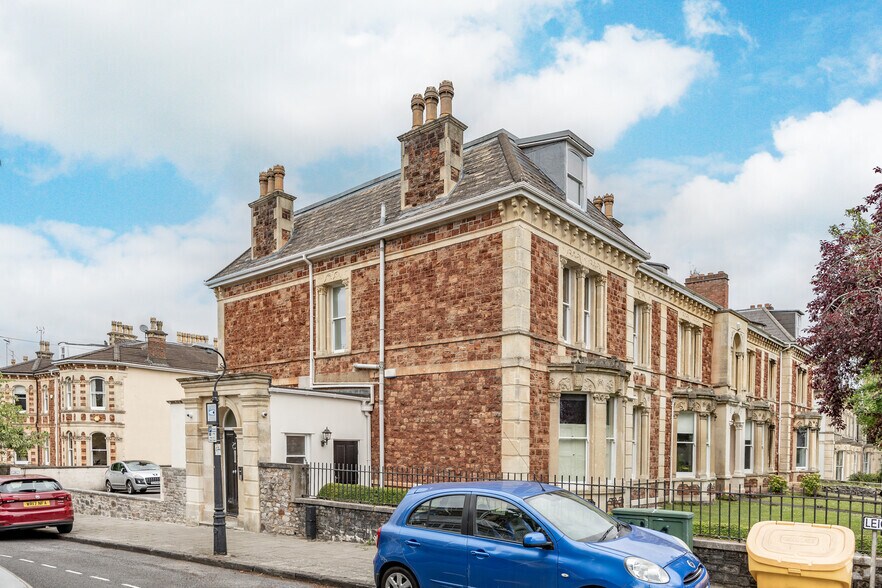 33 Oakfield Rd, Bristol à louer - Photo principale – Image 2 sur 3