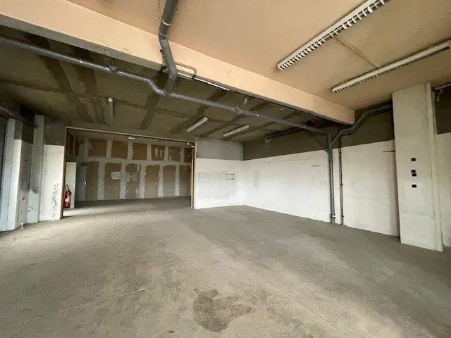 Local commercial dans Montceau-les-Mines à louer - Photo de l’immeuble – Image 3 sur 9
