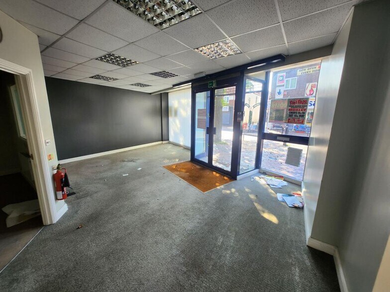 55-57 Church St, Bilston à vendre - Photo intérieure – Image 3 sur 24