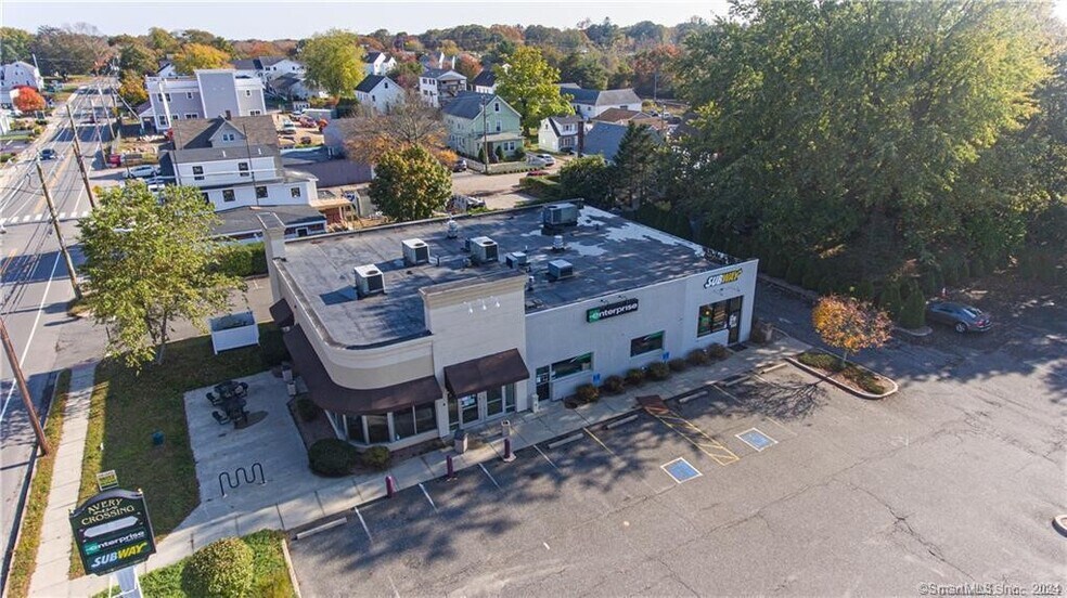 42 Williams Ave, Mystic, CT à louer - Photo principale – Image 1 sur 12