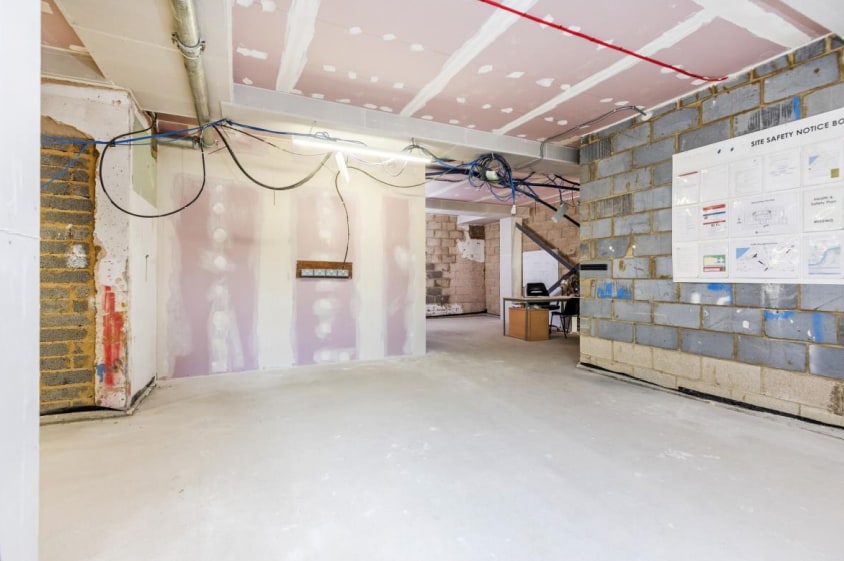 56 Chatfield Rd, Londres, LND SW11 3UL - Lot 1 - - Photo intérieure - Image 2 of 2