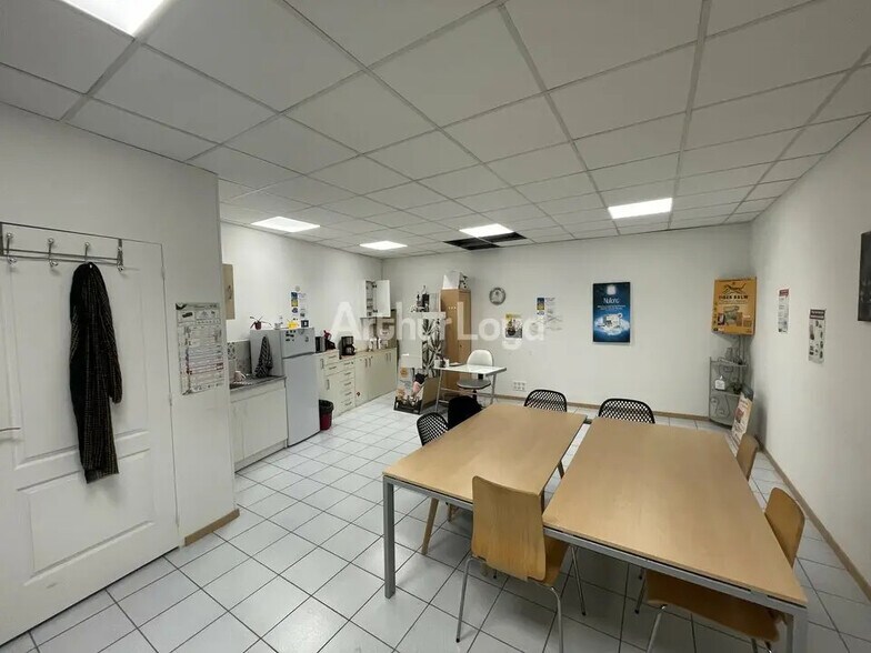 Local commercial dans Épernay à louer - Photo intérieure – Image 3 sur 6