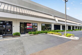 Plus de détails pour 3402 SW 26th Ter, Fort Lauderdale, FL - Industriel/Logistique à louer