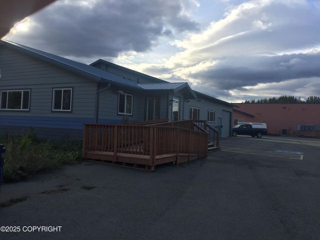 3050 E Cottle Loop, Wasilla, AK à louer Photo de l’immeuble– Image 1 sur 8