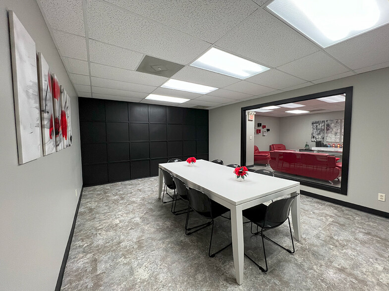 2421 Corporate Center Dr, Granite City, IL à vendre - Photo de l’immeuble – Image 3 sur 11