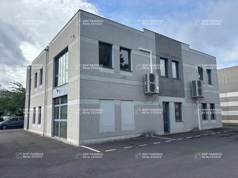 13 Rue Des Entrepreneurs, Marcq-en-Baroeul à louer - Photo de l’immeuble – Image 1 sur 8