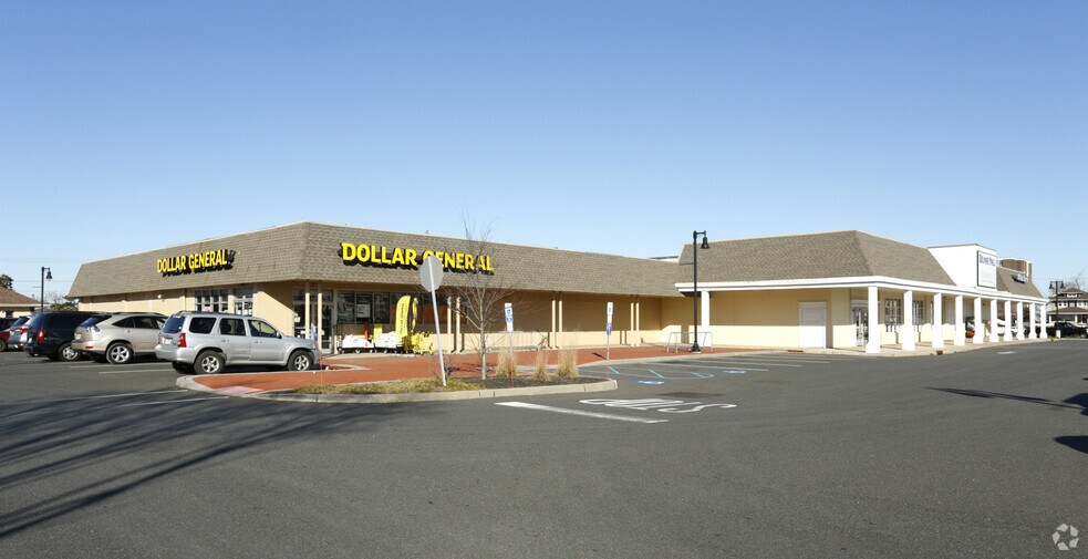 801-831 Belmar Plz, Belmar, NJ à louer - Photo de l’immeuble – Image 2 sur 3