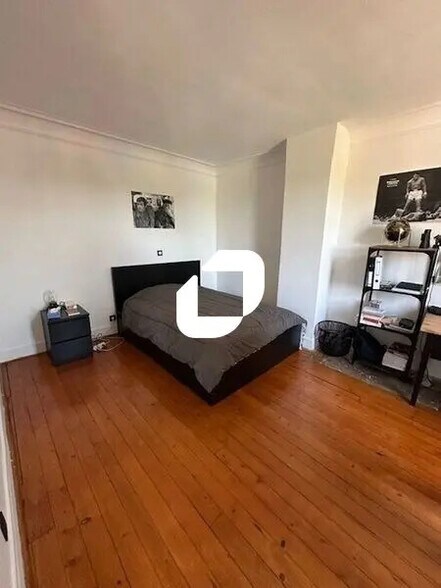 Bureau dans Triel-sur-Seine à louer - Photo intérieure – Image 3 sur 7