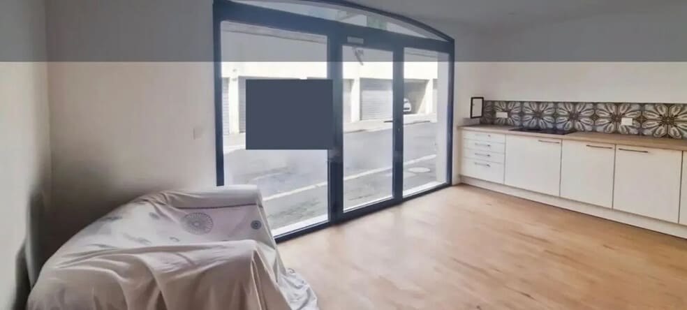 Local commercial dans Lagny-sur-Marne à louer - Photo intérieure – Image 2 sur 4