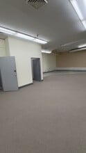 570 N Broad St, Elizabeth, NJ à louer - Vidéo sur l’annonce professionnelle 