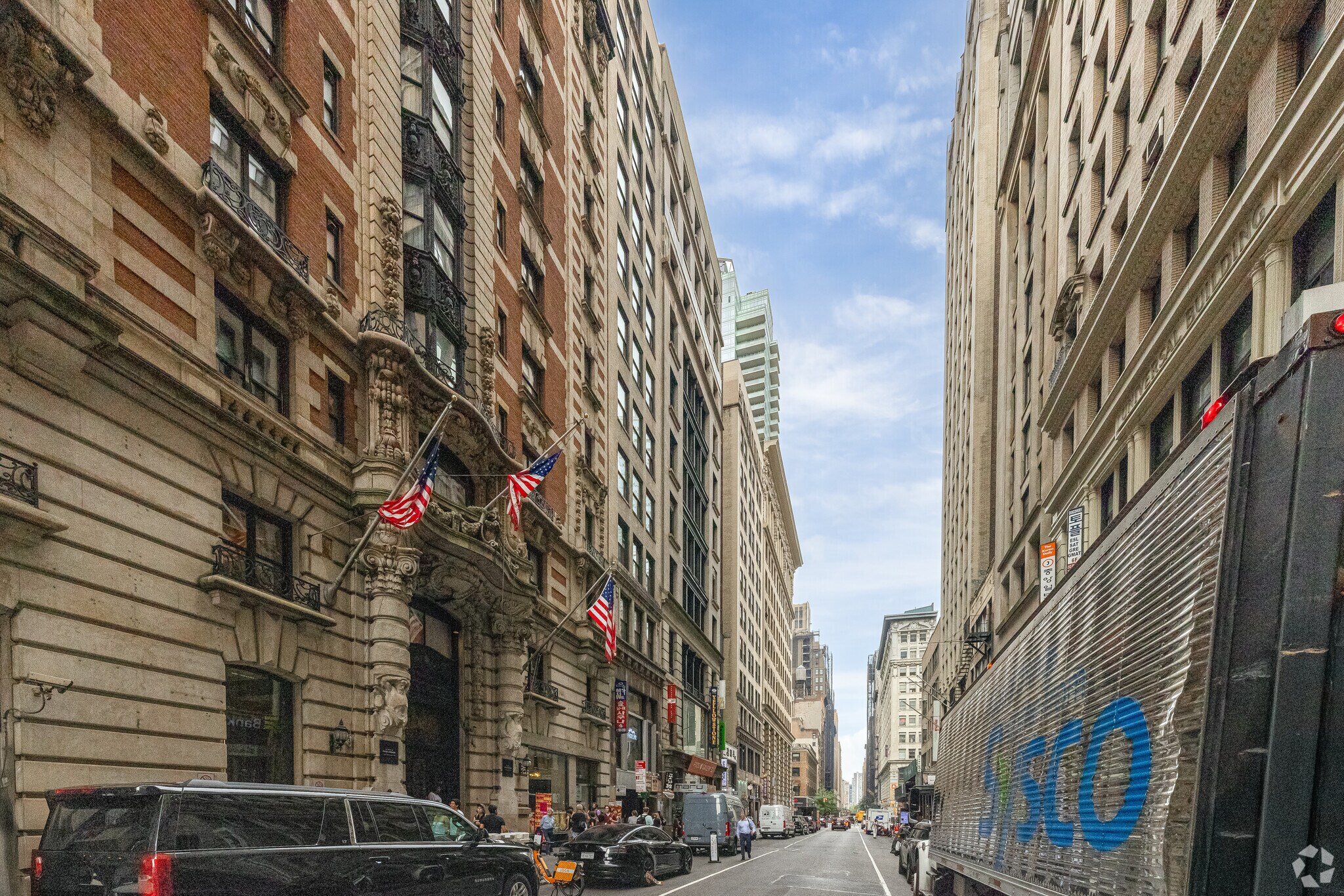 11 W 32nd St, New York, NY à louer Photo de l’immeuble– Image 1 sur 5