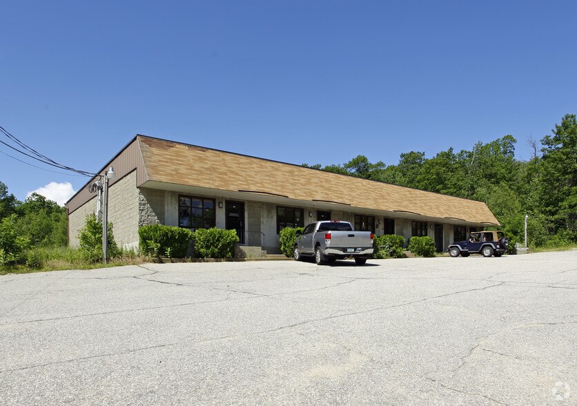 146 Londonderry Tpke, Hooksett, NH à vendre - Photo principale – Image 1 sur 3