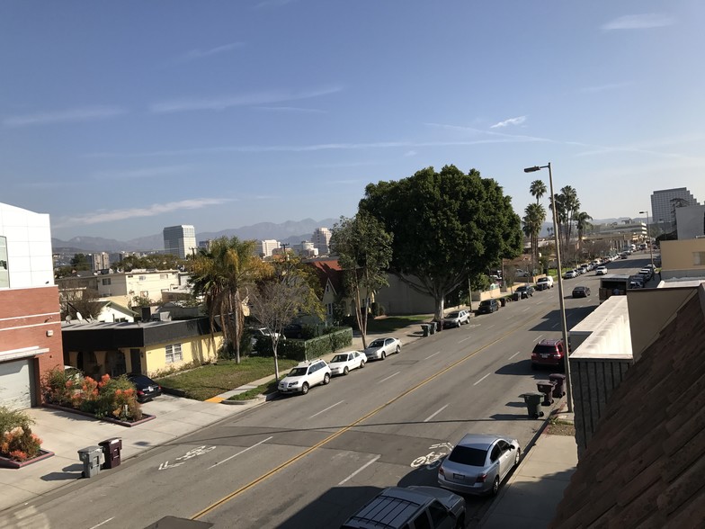 644 W Broadway, Glendale, CA à louer - Photo de l’immeuble – Image 3 sur 13