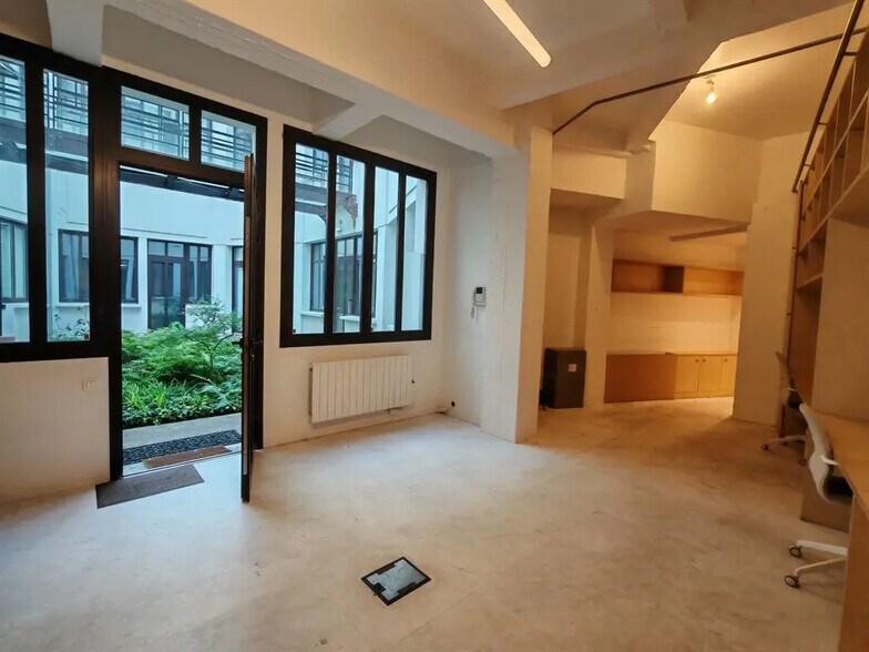 Bureau dans Paris à louer - Photo de l’immeuble – Image 1 sur 7