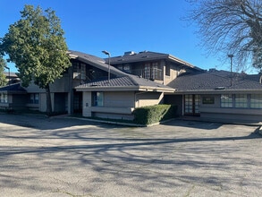 1919 Grand Canal Blvd, Stockton, CA à louer Photo intérieure– Image 1 sur 10