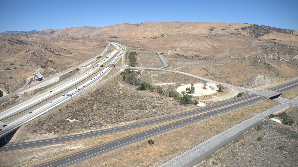 I-5, Gorman, CA à vendre - Photo de l’immeuble – Image 2 sur 7