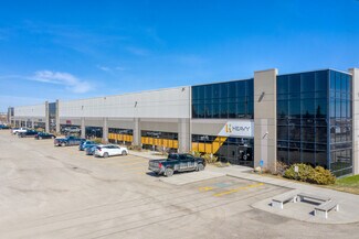 Plus de détails pour 9104-9196 52nd St SE, Calgary, AB - Industriel/Logistique à louer