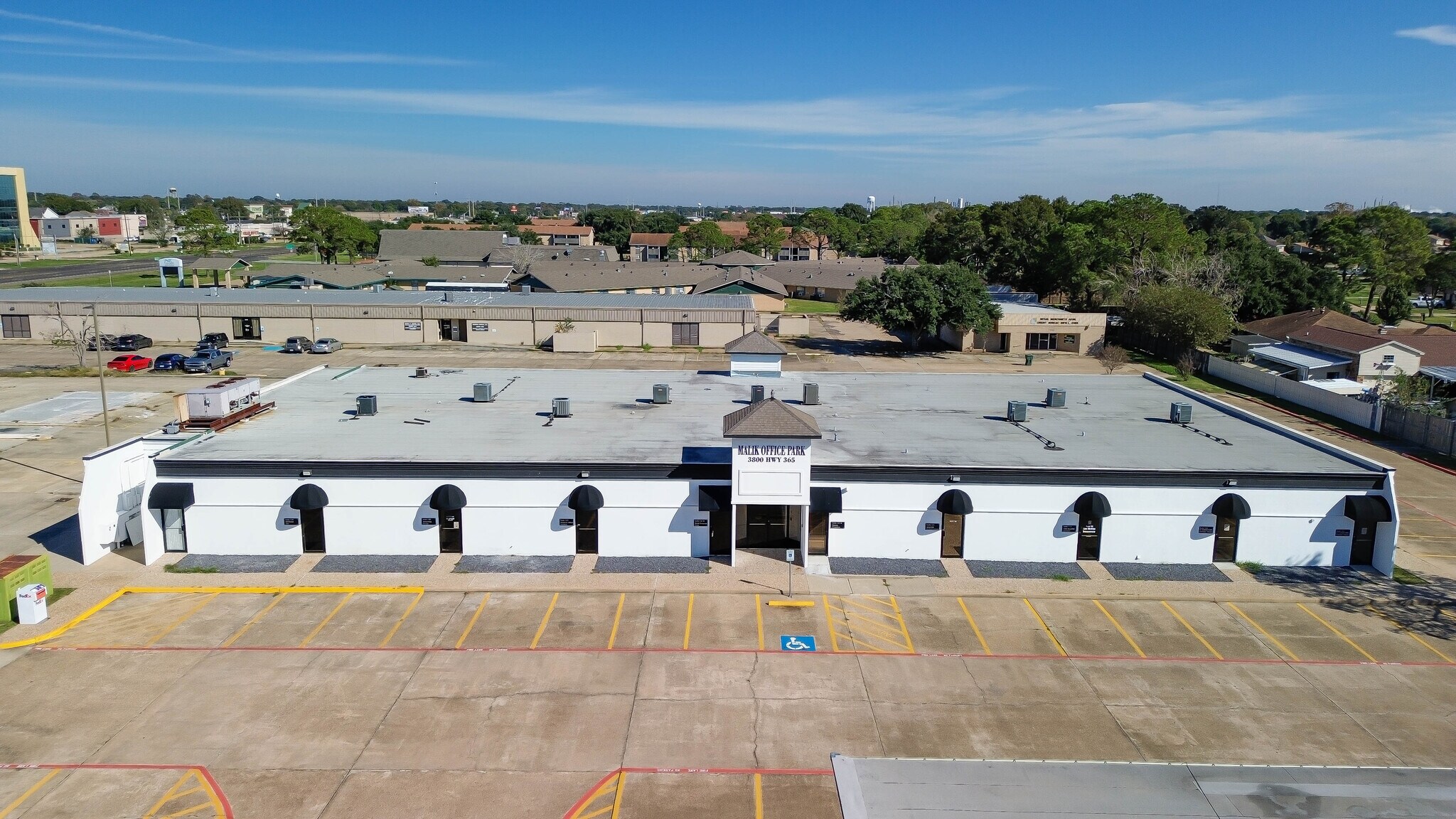 8700 9th Ave, Port Arthur, TX à louer Photo principale– Image 1 sur 28