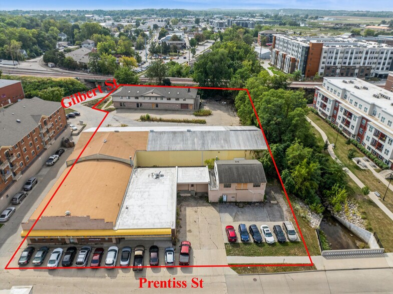 305 Prentiss st, Iowa City, IA à vendre - Photo de l’immeuble – Image 3 sur 6