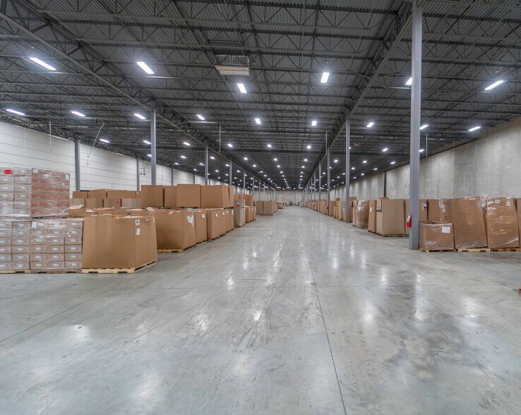 6900 Morris Estate Dr, Charlotte, NC à vendre - Photo intérieure – Image 3 sur 4