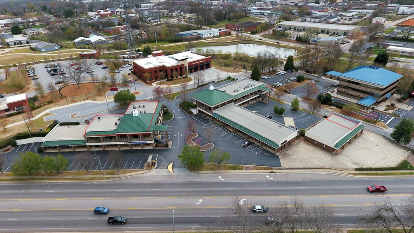 747 Queen City Pky, Gainesville, GA à louer Aérien– Image 1 sur 21