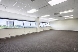 600 Beacon Pkwy W, Birmingham, AL à louer Photo intérieure– Image 1 sur 2