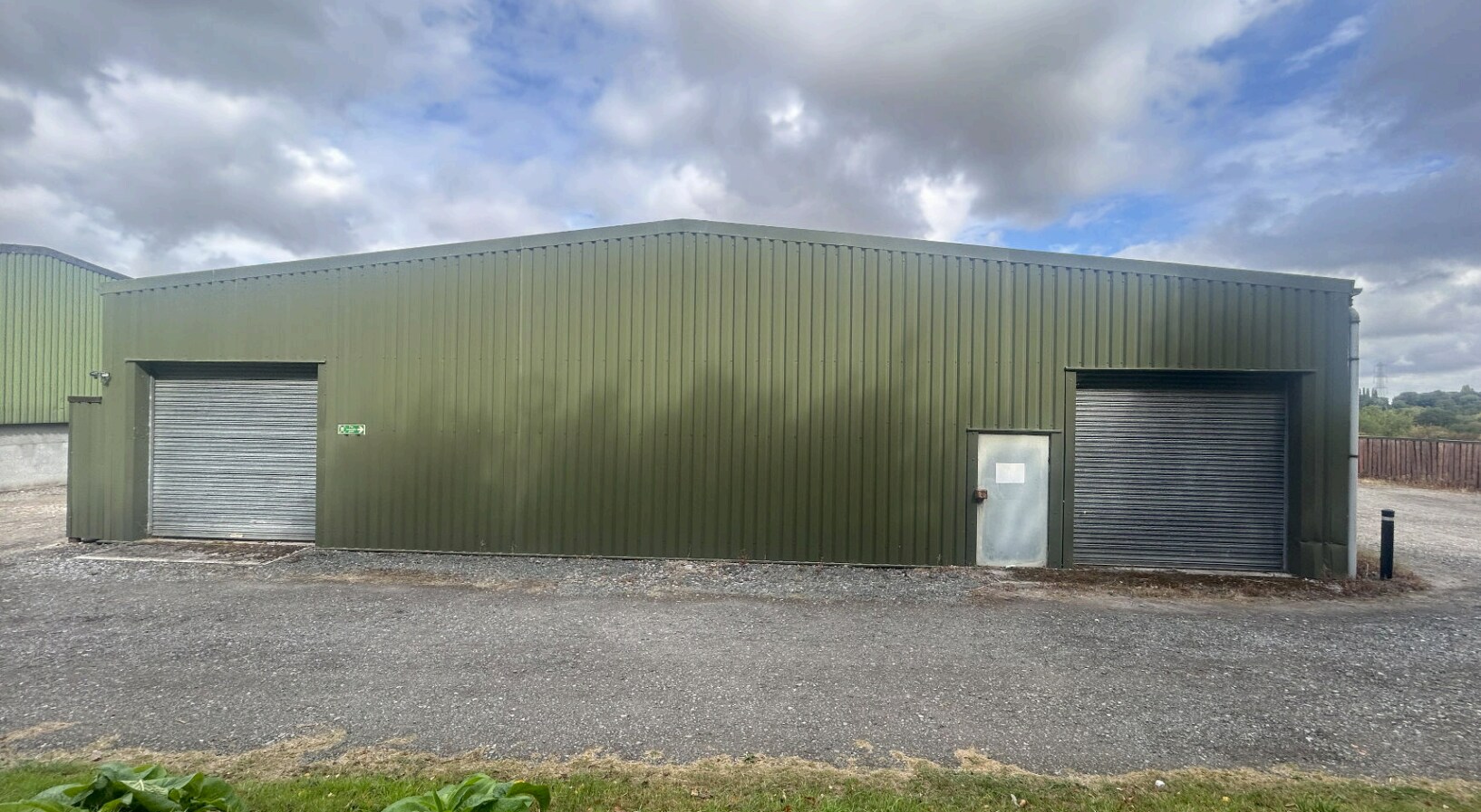 56 Trent Ln, Melbourne à louer Photo principale– Image 1 sur 2