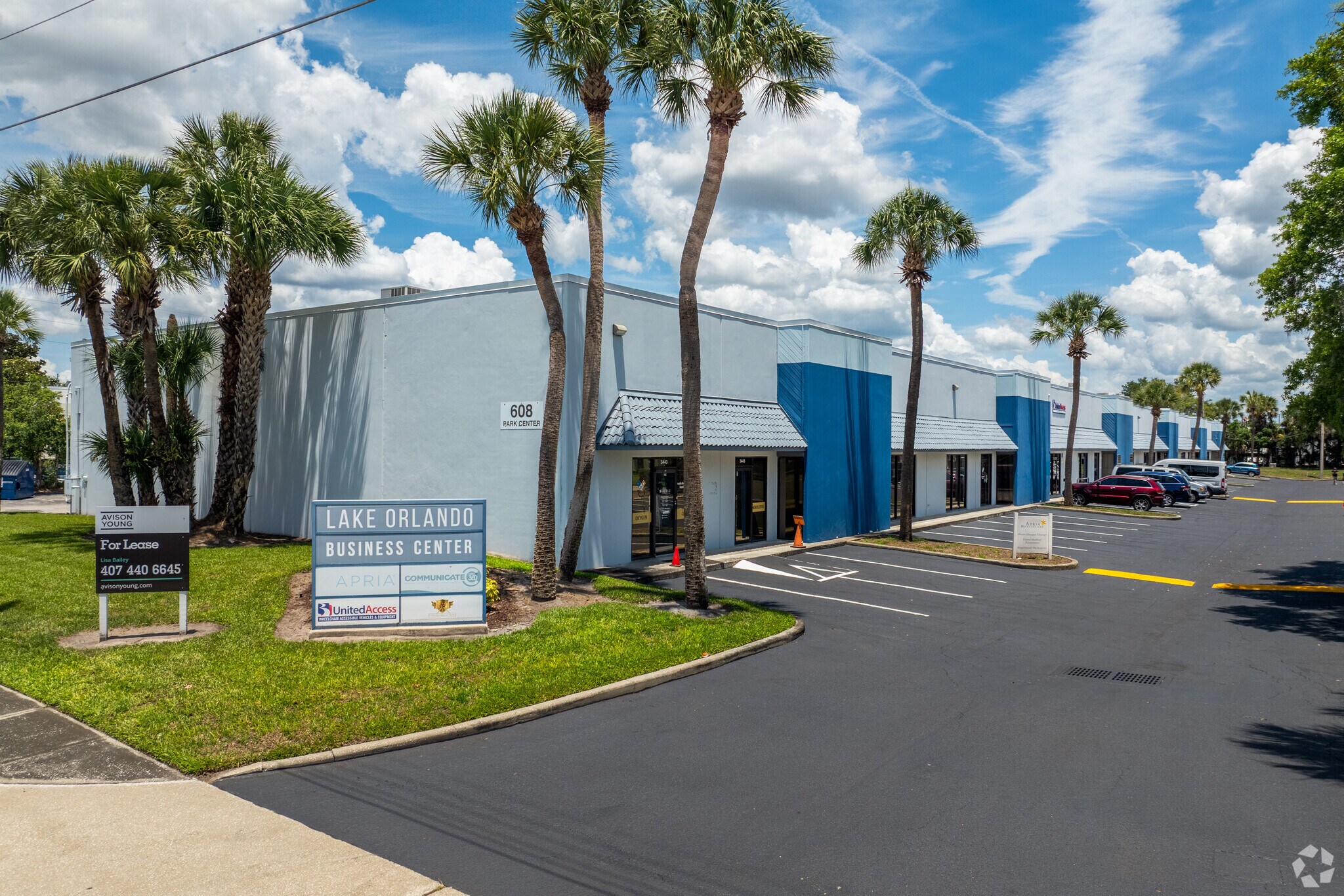 3443-3479 Parkway Center Ct, Orlando, FL à louer Photo de l’immeuble– Image 1 sur 17