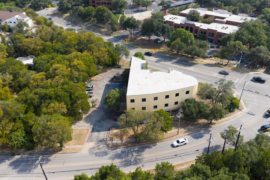 3160 Bee Caves Rd, Austin, TX à vendre - Photo de l’immeuble – Image 2 sur 8