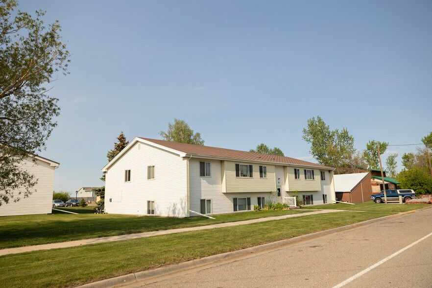 1000 4th Ave SW, Conrad, MT à vendre - Photo de l’immeuble – Image 2 sur 27